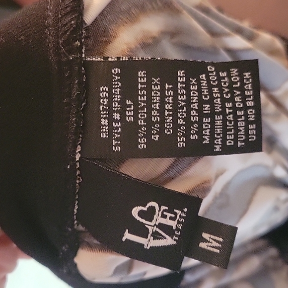 LOVE - Feline print - stretchy form fitting dress - Picture 4 of 6